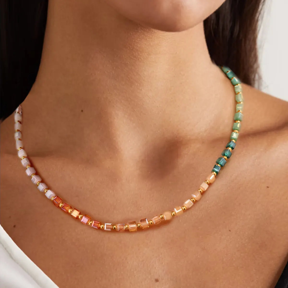 Iris Necklece
